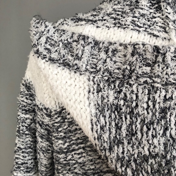 Michael Kors Striped Sweater, Size: XS - Picture 5 of 6